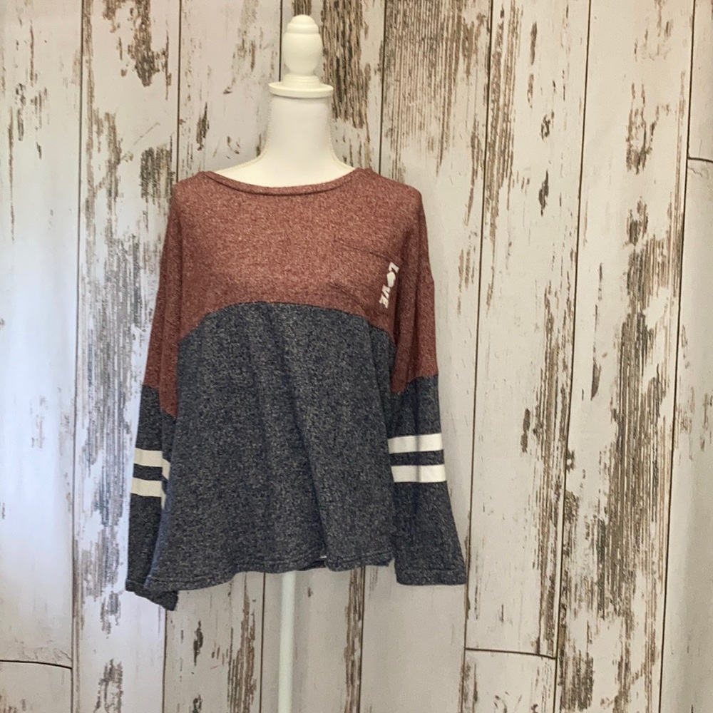 No Boundaries Relaxed Fit Knit Blouse Size XL (15/17)